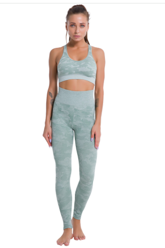 Seamless Camo Yoga Set – High Elasticity Activewear